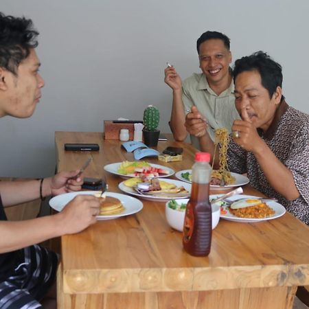 Bale Datu Bungallow Gili Trawangan Exterior photo