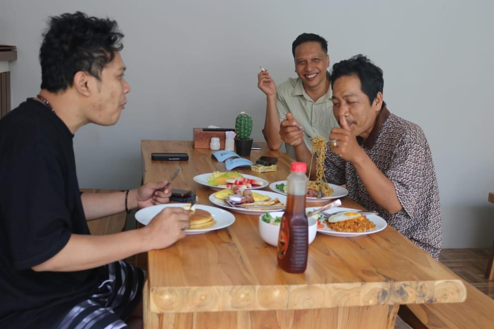 Bale Datu Bungallow Gili Trawangan Exterior photo